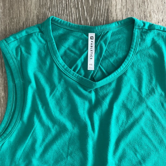 Fabletics | Muscle Tank - Picture 2 of 4
